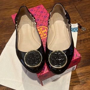 Tory Burch Twiggie Black Patent Leather Ballet Flats.
